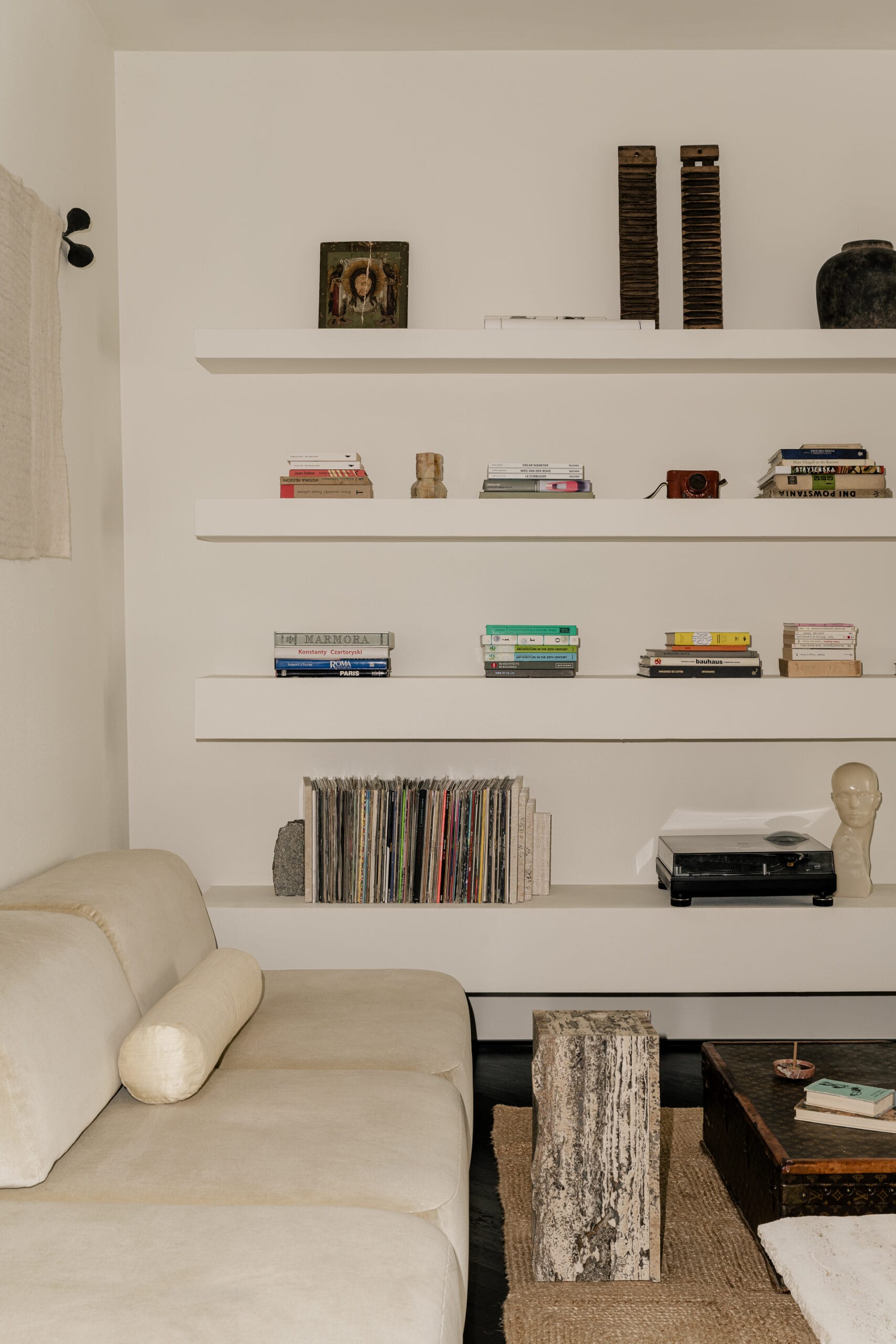 B Apartment